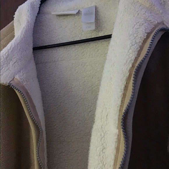 Liz Claiborne Tan Fleece Jacket with Zipper - Picture 3 of 4